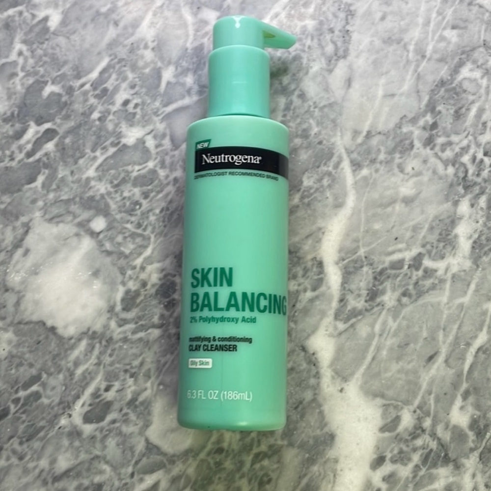Neutrogena Skin Balancing‎ Clay Cleanser